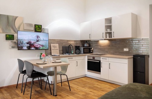 Strohen Appartement | Appartement 'Eichengeflüster Kranichzimmer' avec terrasse partagée, jardin partagé et Wi-Fi