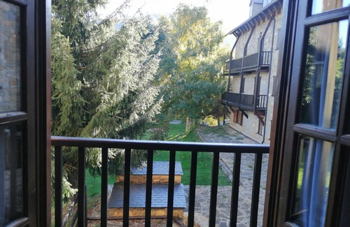 Pla de l'Ermita Appartement | Appartement de vacances Caldes de Boi pour 1 - 3 personnes avec 1 chambre à coucher - Logement de va