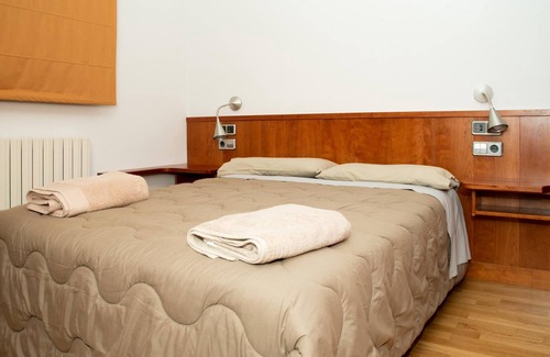 Sort Appartement | Appartement de vacances 'Exclusivo Apartamento' à Sort avec balcon et vue sur les montagnes