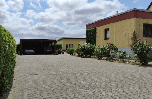 Preetz Maison | Appartement 'Ferienhaus Sonnenschein' avec terrasse privée, jardin privé et Wi-Fi