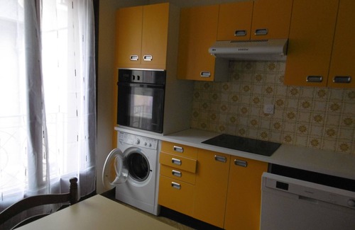 Espalion Appartement | Appartement de vacances "Gîte l'Odyssée" avec balcon et Wi-Fi