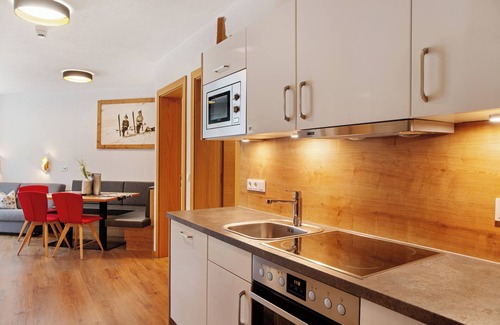 Galtur Appartement | Appartement "Gorfenspitze" avec vue sur les montagnes, terrasse partagée et Wi-Fi