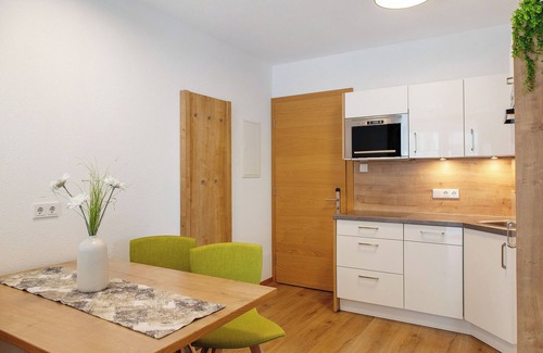 Galtur Appartement | Appartement "Greitspitze" avec vue sur les montagnes, terrasse partagée et Wi-Fi