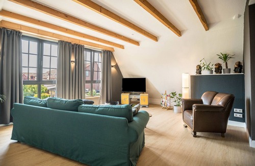 Mahndorf Appartement | Holiday Apartment "Hanse" with Private Terrace & Wi-Fi