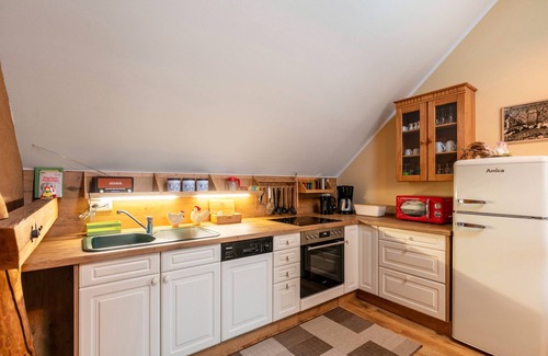 Alt Zeschdorf Appartement | Appartement 'Hühnernest' avec terrasse partagée, jardin partagé et Wi-Fi