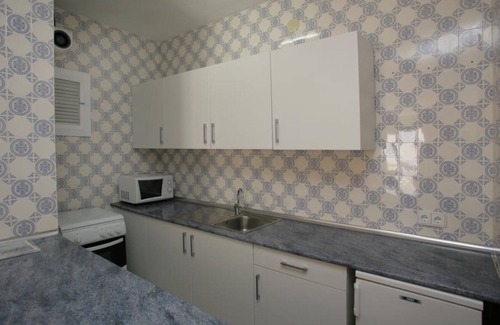 Es Canar Appartement | Appartement de vacances dans un complexe bien entretenu avec Wi-Fi et balcon.