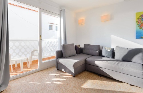 Es Canar Appartement | Appartement de vacances dans un complexe bien entretenu avec balcon.