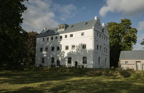 Poseritz Maison | Holiday Apartment In Manor House On Rügen