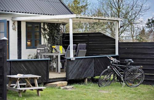 Bedegaard Appartement | Holiday Apartment In Peaceful Surroundings