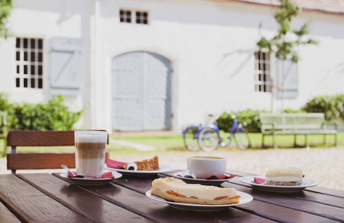 Dahlem Appartement | Appartement 'Ferienwohnung Jagdschloss Grunewald' avec jardin partagé et Wi-Fi