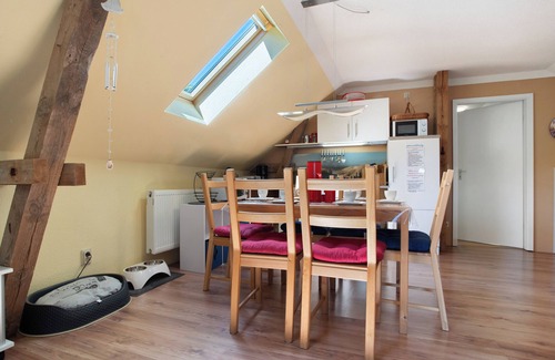 Loitz Appartement | Appartement 'Julenhof' avec terrasse privée, jardin privé et Wi-Fi