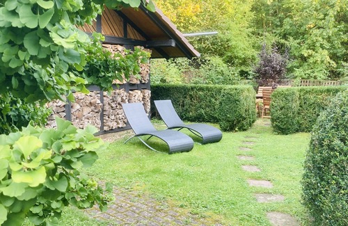 Hofgeismar Appartement | Appartement 'Kamineiche' avec jardin privé et Wi-Fi