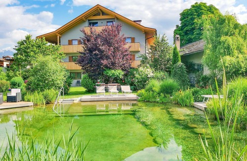 Naz Appartement | Appartement 'Linder 15' avec vue sur les montagnes, piscine partagée et Wi-Fi