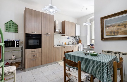 Le Grazie Appartement | Holiday Apartment "Marta" in Le Grazie - Portovenere - with Sea View, Balcony & Wi-Fi