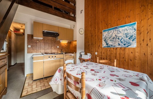 Abondance Appartement | Appartement "Majestic Richebourg" avec vue sur montagne et balcon