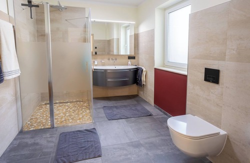 Beerfelde Appartement | Holiday apartment on the farm with its own parking space, barrier-free