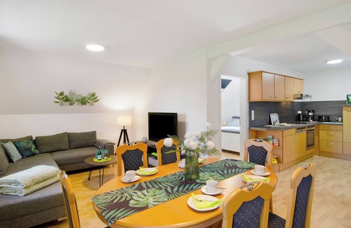 Apen Appartement | Appartement 'Ferienwohnung Otte' avec terrasse partagée, jardin privé et Wi-Fi