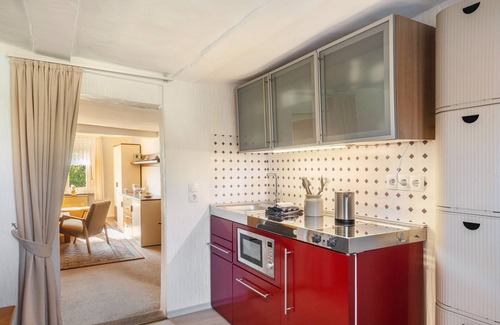 Jesberg Appartement | Holiday Apartment 'Prinzessinengarten' with Private Terrace, Private Garden and Wi-Fi