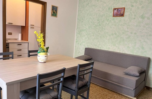 Viserbella Appartement | Appartement de vacances "Sole" avec vue sur mer, jardin partagé et Wi-Fi