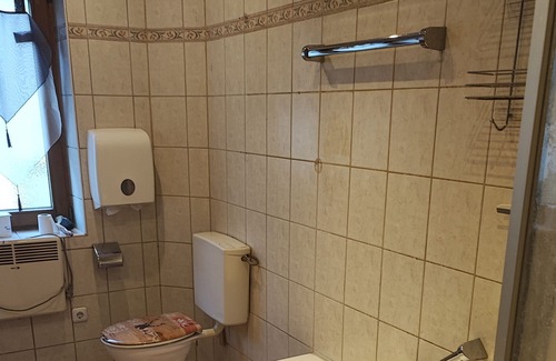 Schechen Appartement | Holiday Apartment "Vabini" with Mountain View, Shared Garden & Wi-Fi
