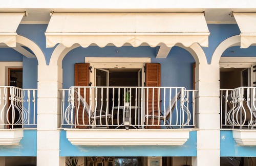 Lixouri Appartement | Apartamento vacacional "Villa Siete Islas" con 2 balcones, jardín y Wi-Fi