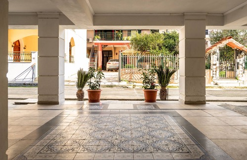Lixouri Appartement | Apartamento vacacional "Villa Siete Islas" con 2 balcones, jardín y Wi-Fi