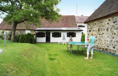 Sec Appartement | Appartement de vacances avec Wifi, beau jardin, un court de tennis et une piscine