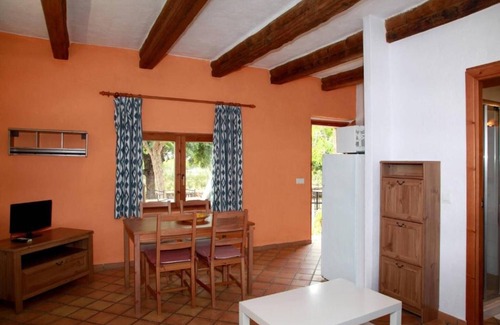 Son Antem Appartement | Appartement de vacances avec vue sur les montagnes et piscine partagée.