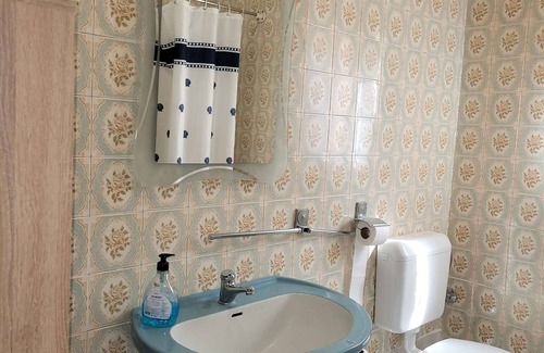 Plomin Appartement | Appartement de vacances avec balcon et piscine de montage