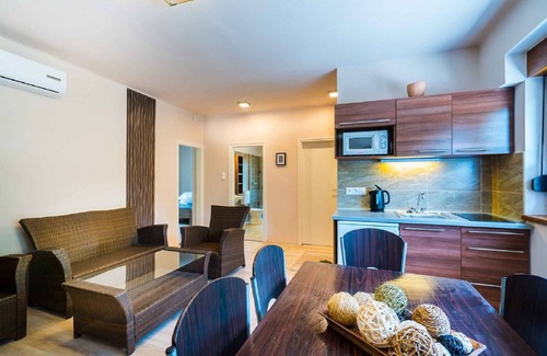 Siofok Aranypart Appartement | Appartement de vacances avec jardin, à seulement 100 mètres de la plage