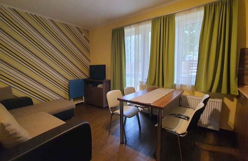 Siofok-Sosto Appartement | Appartement de vacances avec des équipements modernes à seulement 120 mètres de la plage