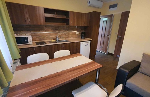 Siofok-Sosto Appartement | Appartement de vacances avec des équipements modernes à seulement 120 mètres de la plage