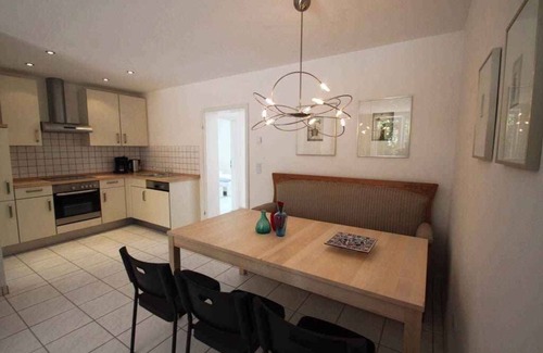 Rambin Appartement | Appartement de vacances avec chauffage au sol, cheminée et terrasse
