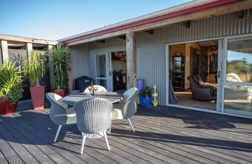 Richmond Downs Maison | Holiday Bliss - Kiwi Suite