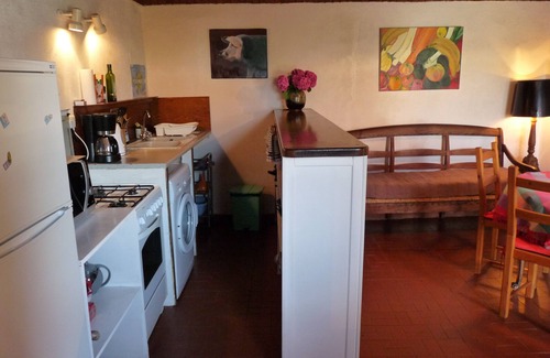 Rosieres Maison | Gite de vacances pour 4-5 pers, bord de riviere. Sud Ardèche, climat méridional