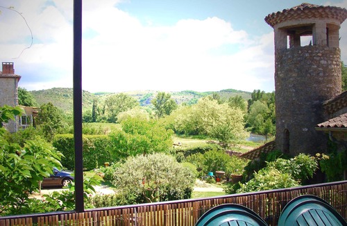 Rosieres Maison | Gite de vacances pour 4-5 pers, bord de riviere. Sud Ardèche, climat méridional