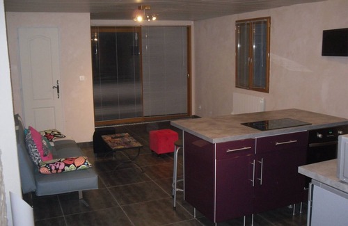 Ensues-la-Redonne Maison | location de vacances ENSUES LA REDONNE T2 (50m2) Provence -proche calanque