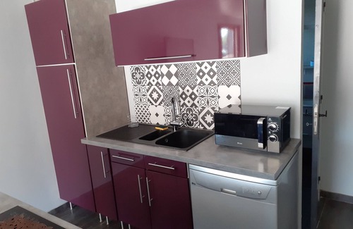 Ensues-la-Redonne Maison | location de vacances ENSUES LA REDONNE T2 (50m2) Provence -proche calanque
