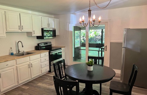 Cambra Maison | Charming Retreat on Fishing Creek Near Rickets Glen & Bloomsburg