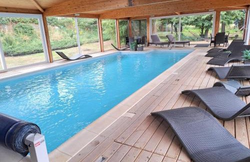Kindwiller Appartement | Holiday Farm by Red River with Indoor Pool