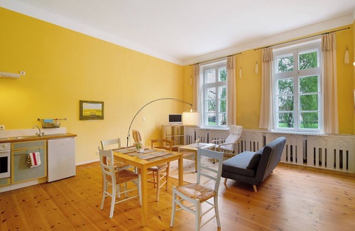 Krakow am See Appartement | Appartement 1 - sans barrières' avec jardin commun