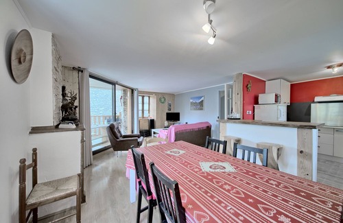 Adervielle-Pouchergues Maison | Maison de vacances 'Maison De Montagne' avec vue sur les montagnes, terrasse privée et Wi-Fi