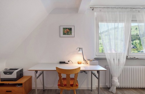 Bernau Maison | Holiday Home 'Kiliani' with Mountain View, Private Terrace and Wi-Fi