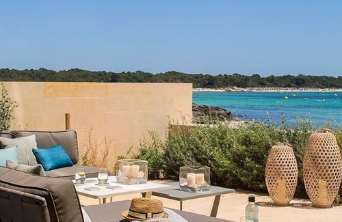 Colonia Sant Jordi Maison | Holiday house Colonia de Sant Jordi for 1 - 8 persons with 4 bedrooms - Holiday apartment in one or