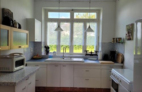 Neuvic-Entier Maison | Holiday Home in Limousin near Forest