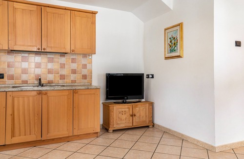 San Giovanni di Fassa Maison | Holiday Home 'Casa Titol Ami' with Mountain View, Balcony and Wi-Fi