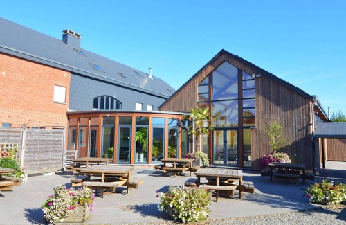 Lignieres Maison | Maison de vacances spacieuse avec piscine et sauna à Rendeux