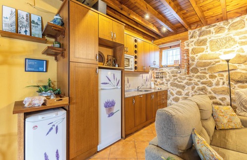 Bonilla de la Sierra Maison | Maison de vacances 'El Mirador Del Gato 1' avec vue sur la montagne, piscine partagée et Wi-Fi