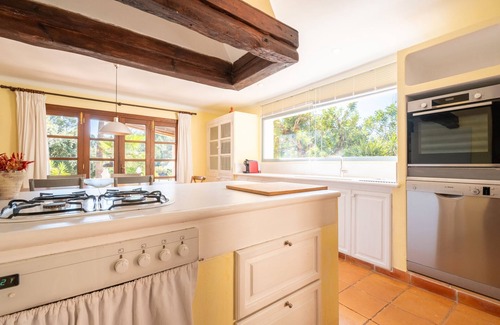 Santa Maria del Cami Maison | Holiday Home 'Son Pinet' with Mountain View, Private Pool and Wi-Fi