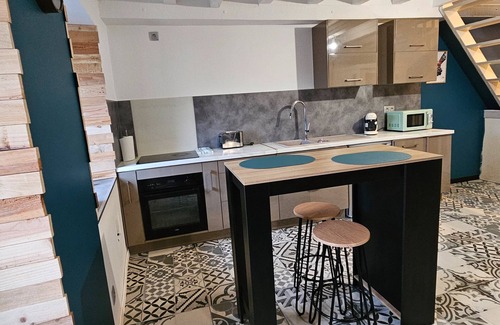 Loiron Maison | Holiday Home 'So'spa' with Private Terrace and Private Garden